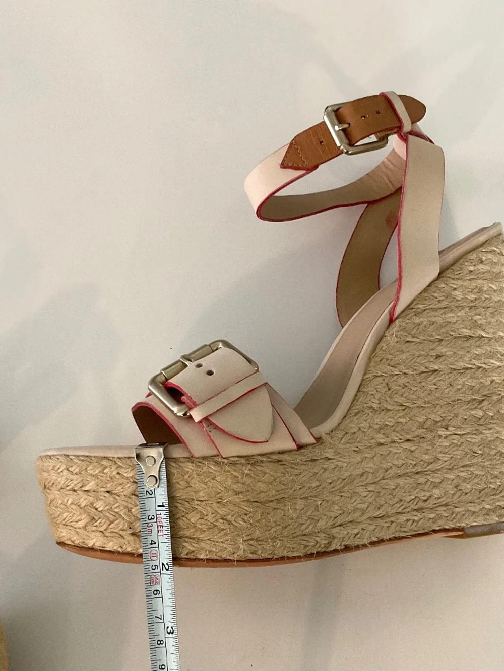 POUR LA VICTOIRE Jaclyn Espadrille Wedge Leather Sandals in Tan Size 10